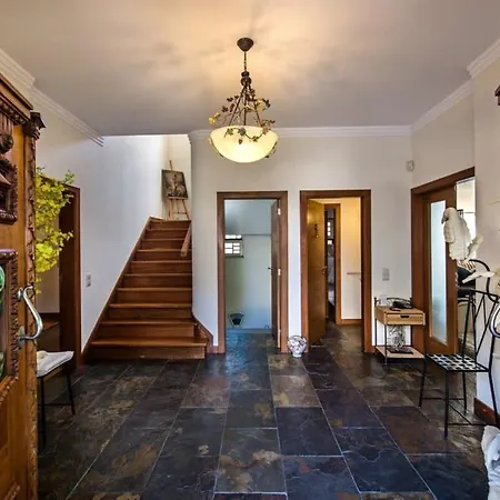 Mauri Luxe - Beautiful Beachfront Vakantiehuis