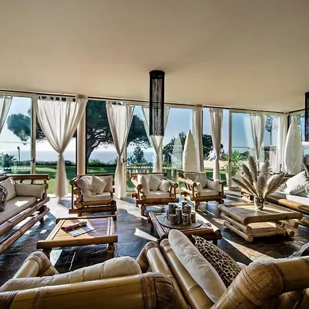 Mauri Luxe - Beautiful Beachfront بيت للعطل