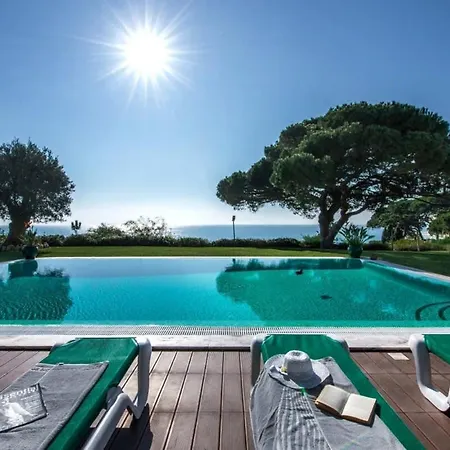 Mauri Luxe - Beautiful Beachfront Prázdninový dům Albufeira